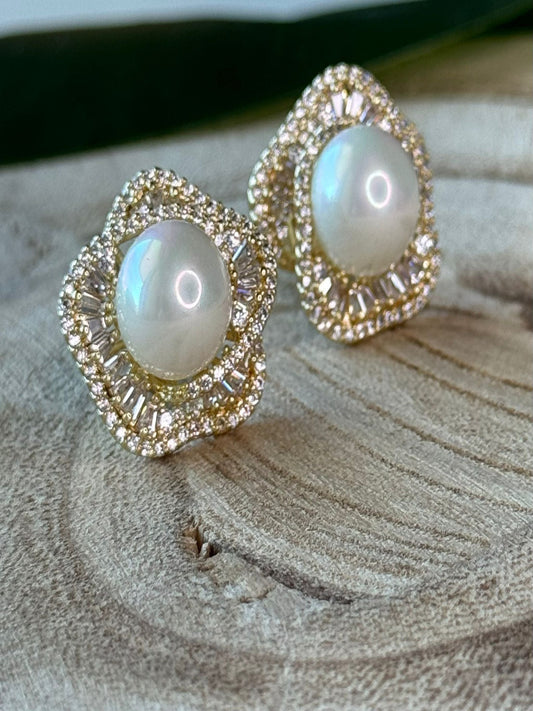 Brinco Flor Cravejada