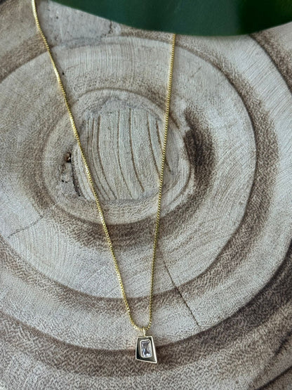 Colar ponto de luz retângulo