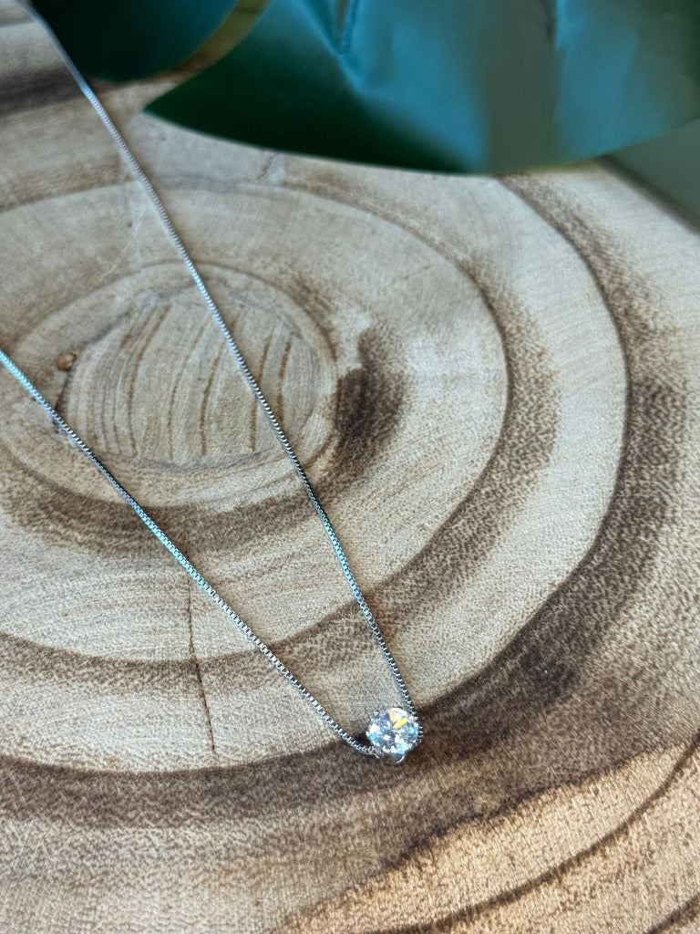 Ponto de luz prateado